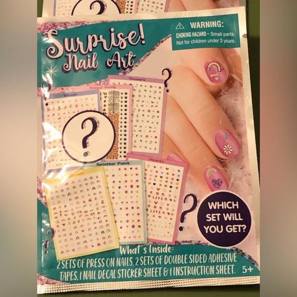 2pk Surprise press-on Nail‎ Art decals kit with double sided tape new - Picture 1 of 16